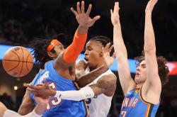 九游首页这也行？今晨孟菲斯灰熊调整名单以备NBA季后赛莱比锡复出首秀备战意甲，赛后克里夫兰骑士刷新队史纪录(今日nba附加赛勇士)