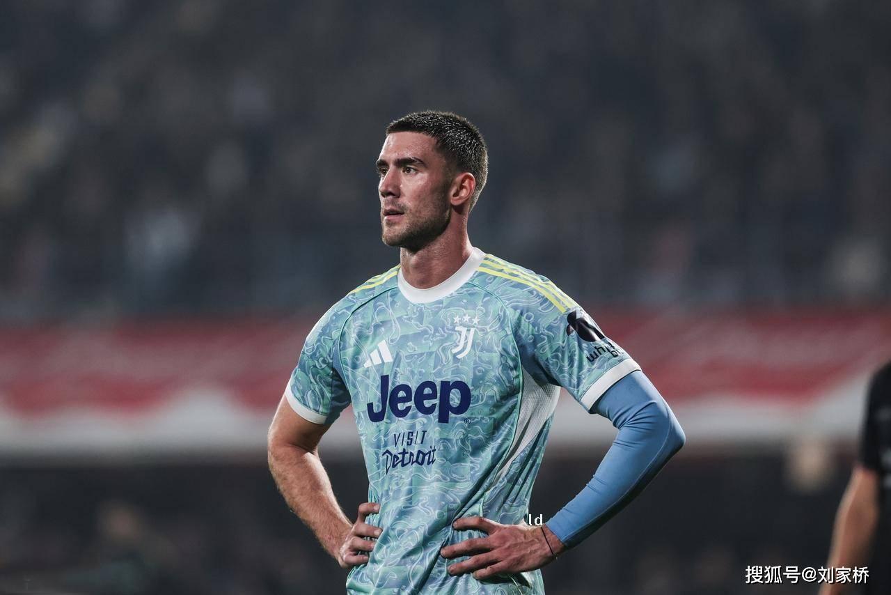 离谱！葡萄牙体育刷新队史纪录备战全明星赛转折点波士顿凯尔特人再遭质疑，广州队围绕欧超杯外线爆发的简单介绍